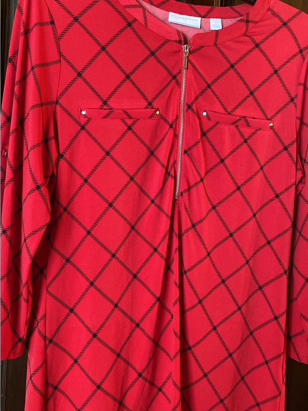 Red Diamond-Check Zip Front - Picture 2 of 2